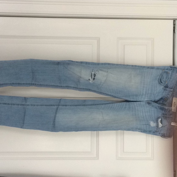 Hollister jeans - Picture 3 of 4